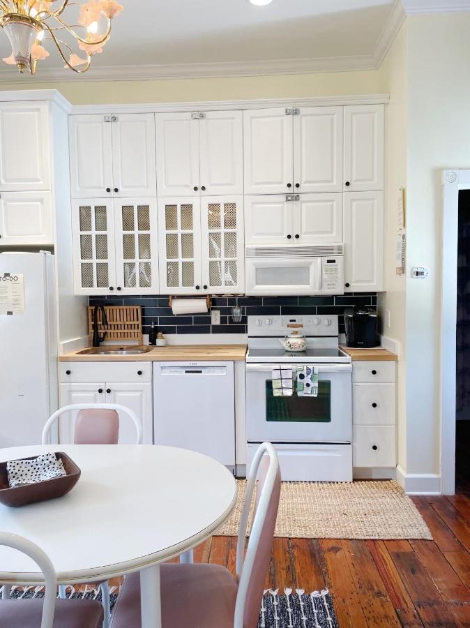Charming 1885 Parlor Loft Downtown Savannah Stay Buitenkant foto