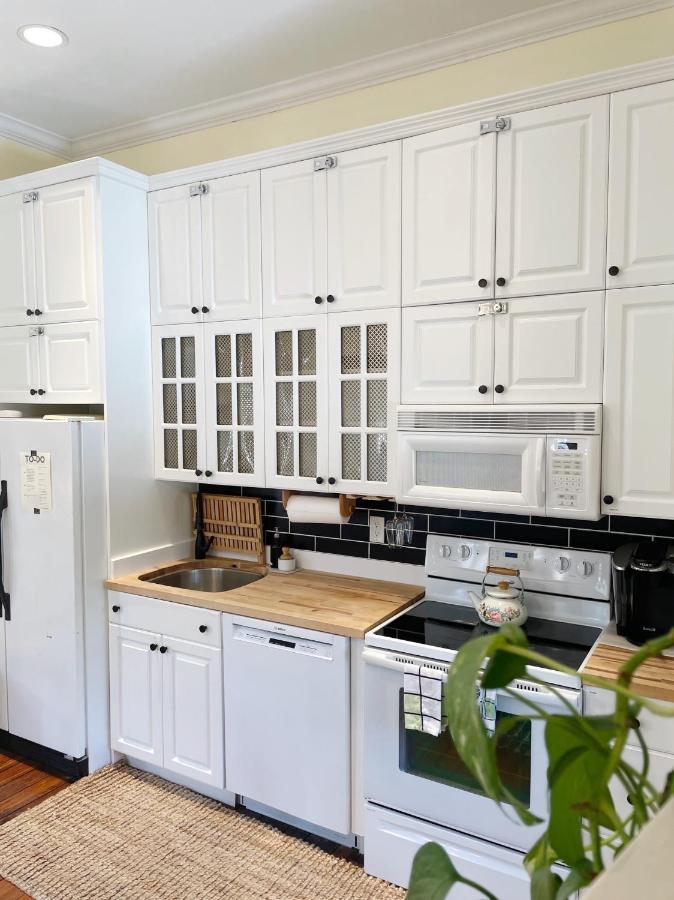 Charming 1885 Parlor Loft Downtown Savannah Stay Buitenkant foto