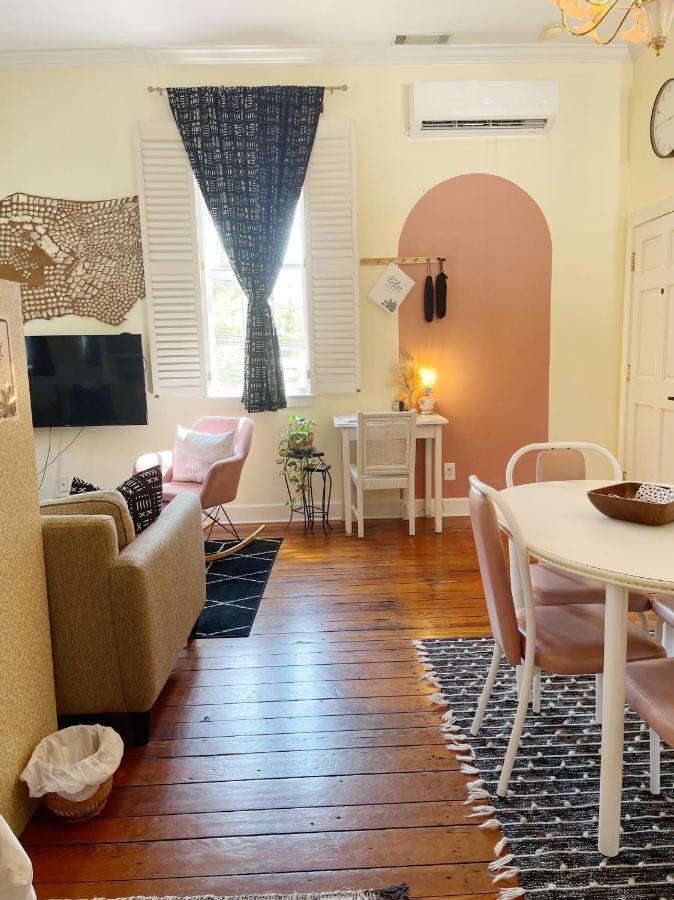 Charming 1885 Parlor Loft Downtown Savannah Stay Buitenkant foto